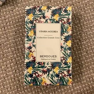 Vanita Moorea collection Grands Crus